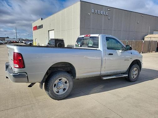 2017 RAM 2500 Tradesman Regular Cab 4x4 8' Box