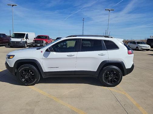 2019 Jeep Cherokee Trailhawk Elite