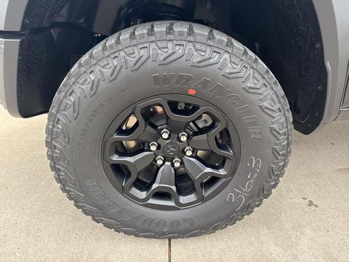 2026 RAM 1500 RHO Crew Cab 4x4 5'7' Box