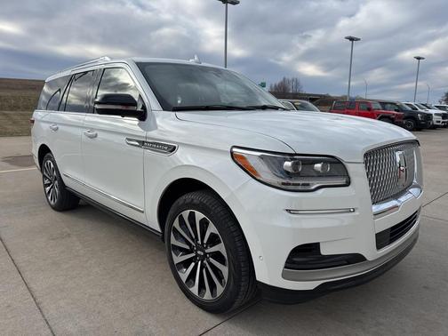 2024 Lincoln Navigator Reserve