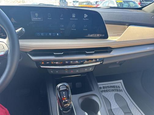 2025 Cadillac XT4 Premium Luxury