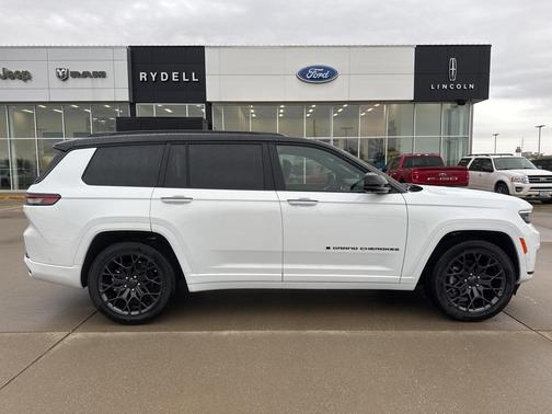 2025 Jeep Grand Cherokee L Summit Reserve