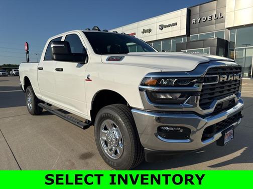 2025 RAM 2500 Tradesman Crew Cab 4x4 6'4' Box