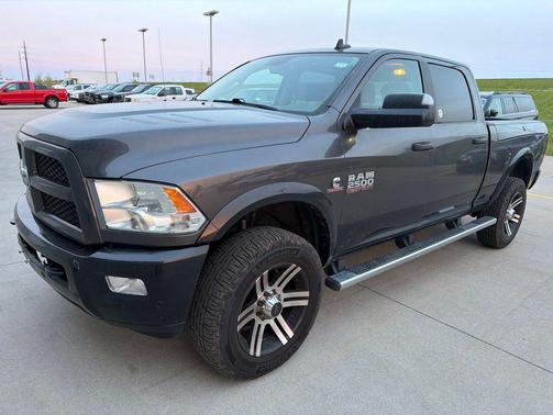 Granite Crystal Metallic Clearcoat 2016 RAM 2500 Outdoorsman