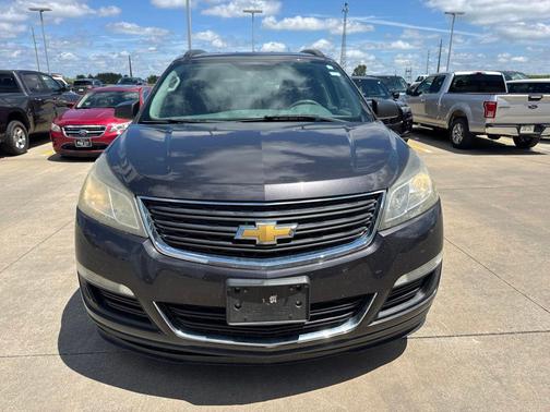 Tungsten Metallic 2014 Chevrolet Traverse LS