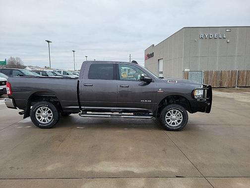 2020 RAM 2500 Big Horn Crew Cab 4x4 6'4' Box