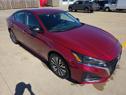Scarlet Ember 2025 Nissan Altima 2.5 SV