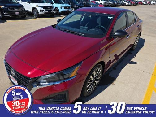 Scarlet Ember 2025 Nissan Altima 2.5 SV