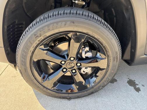 2025 Jeep Grand Cherokee Altitude