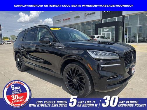 Infinite Black Metallic Clearcoat 2023 Lincoln Aviator Reserve AWD