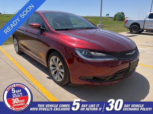 Velvet Red Pearlcoat 2016 Chrysler 200 S