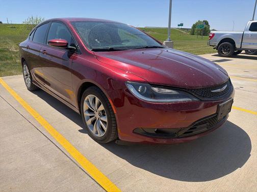 Velvet Red Pearlcoat 2016 Chrysler 200 S