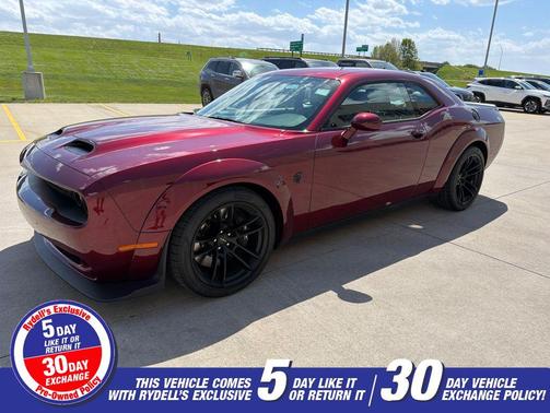 Octane Red Pearlcoat 2023 Dodge Challenger SRT Hellcat