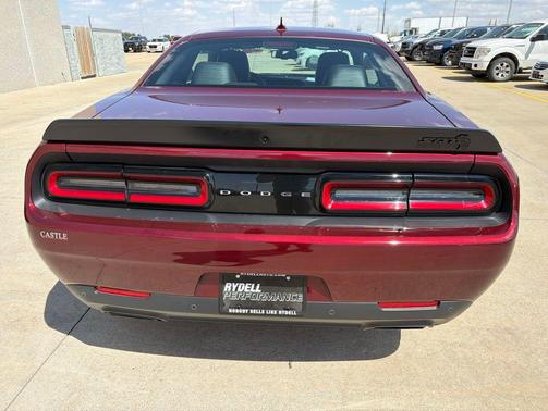 Octane Red Pearlcoat 2023 Dodge Challenger SRT Hellcat