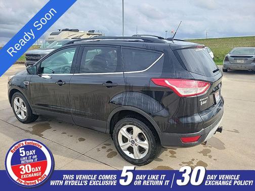Tuxedo Black 2013 Ford Escape SE