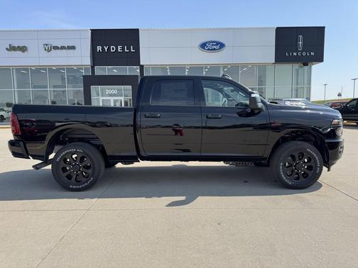 2026 RAM 2500 Laramie Crew Cab 4x4 6'4' Box