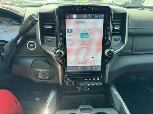 2026 RAM 2500 Laramie Crew Cab 4x4 6'4' Box