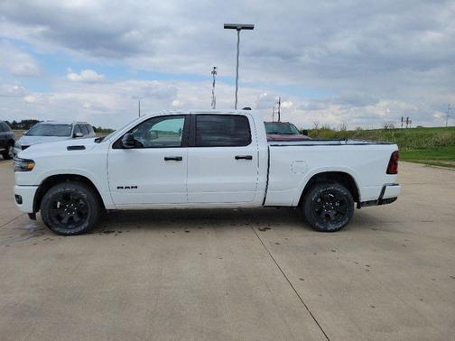 Bright White Clearcoat 2025 RAM 1500 Big Horn/Lone Star