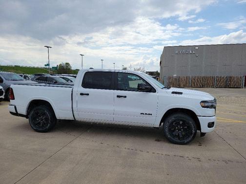 Bright White Clearcoat 2025 RAM 1500 Big Horn/Lone Star