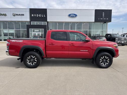 2023 Toyota Tacoma TRD Off Road