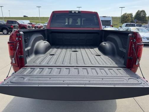 2026 RAM 2500 Laramie Crew Cab 4x4 6'4' Box