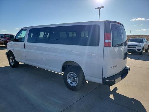 2025 Chevrolet Express 3500 RWD 3500 Extended Wheelbase LT