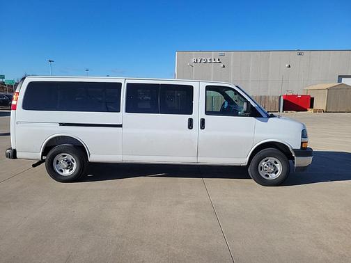 2025 Chevrolet Express 3500 RWD 3500 Extended Wheelbase LT
