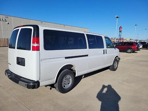 2025 Chevrolet Express 3500 RWD 3500 Extended Wheelbase LT