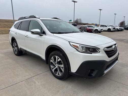 2022 Subaru Outback Touring XT