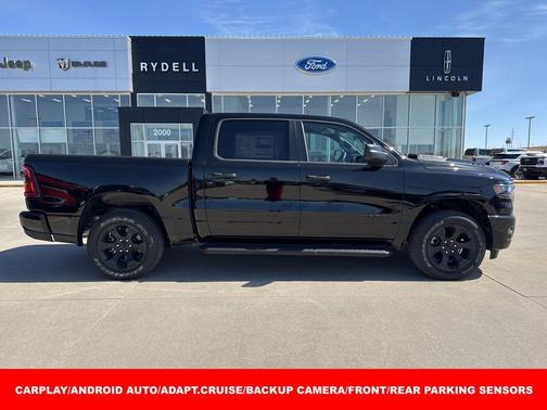 Diamond Black Crystal Pearlcoat 2026 RAM 1500 Express