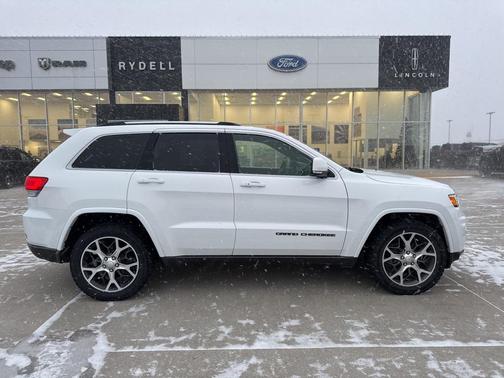 2018 Jeep Grand Cherokee Sterling Edition