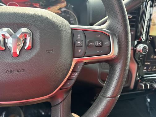 2026 RAM 2500 Tradesman Crew Cab 4x4 6'4' Box