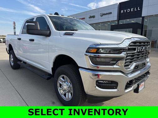 2026 RAM 2500 Tradesman Crew Cab 4x4 6'4' Box