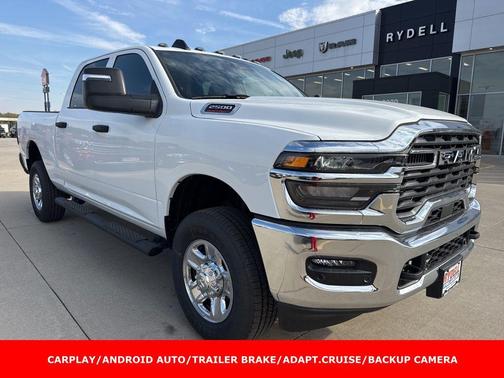 2026 RAM 2500 Tradesman Crew Cab 4x4 6'4' Box