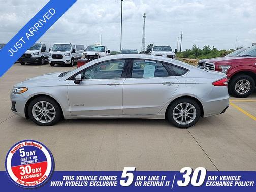 Ingot Silver Metallic 2019 Ford Fusion Hybrid SE