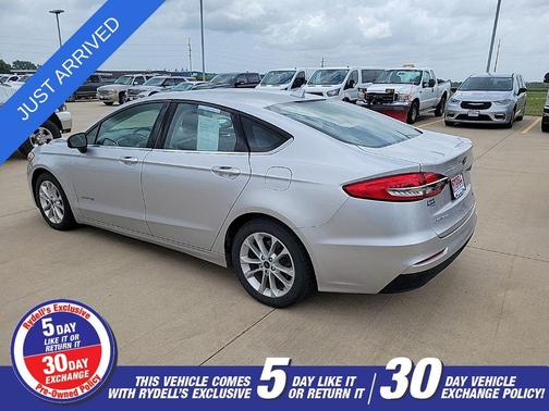Ingot Silver Metallic 2019 Ford Fusion Hybrid SE