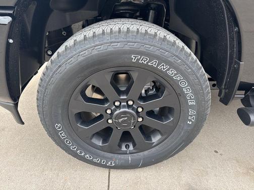 2026 RAM 2500 Black Express Crew Cab 4x4 6'4' Box