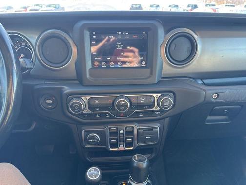 2021 Jeep Gladiator Sport S