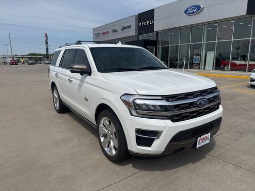 Star White Metallic Tri-Coat 2024 Ford Expedition King Ranch