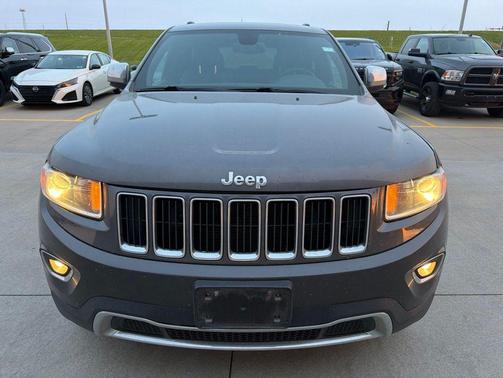 Granite Crystal Metallic Clearcoat 2015 Jeep Grand Cherokee Limited