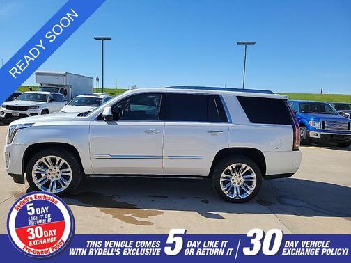 Crystal White Tricoat 2017 Cadillac Escalade Premium Luxury