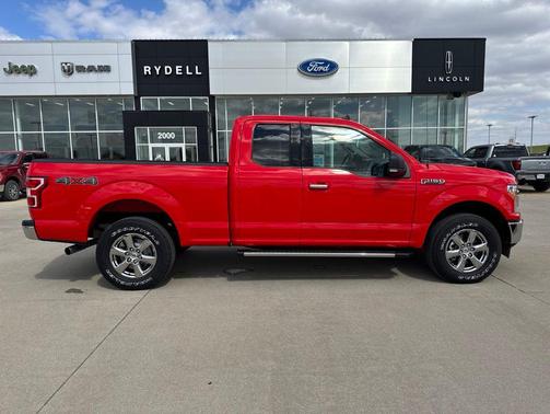 Race Red 2019 Ford F-150 XLT