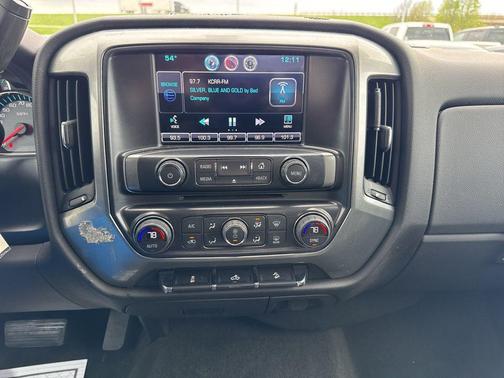 Summit White 2015 Chevrolet Silverado 1500 2LT