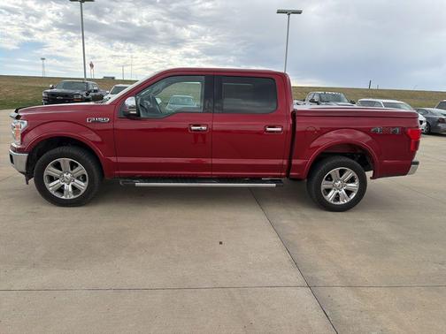 Ruby Red Metallic Tinted Clearcoat 2019 Ford F-150 Lariat