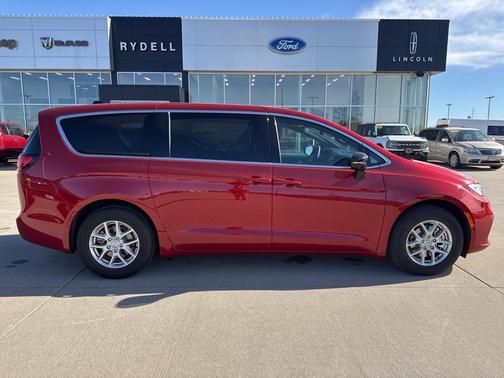 2026 Chrysler Pacifica L