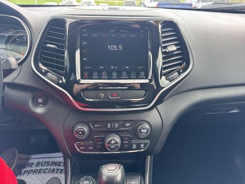 Diamond Black Crystal Pearlcoat 2020 Jeep Cherokee Limited