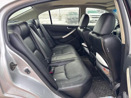 2006 INFINITI G35x Base