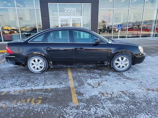 2005 Ford Five Hundred SE
