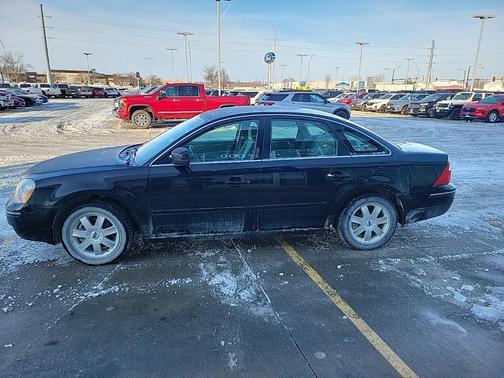 2005 Ford Five Hundred SE