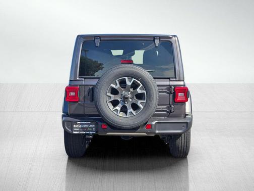 2026 Jeep Wrangler 4-Door Sahara 4x4